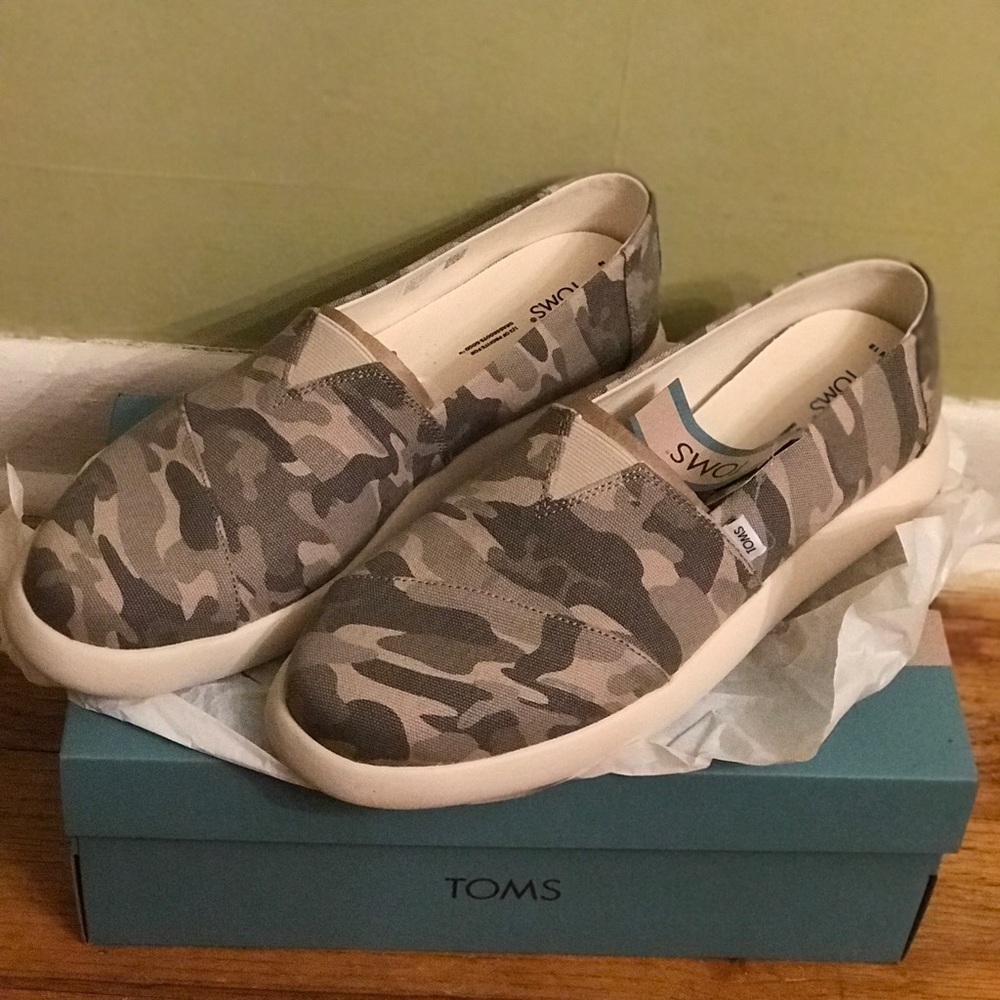 Toms Women’s Alpargata Camo Mallow Slip on Sneakers